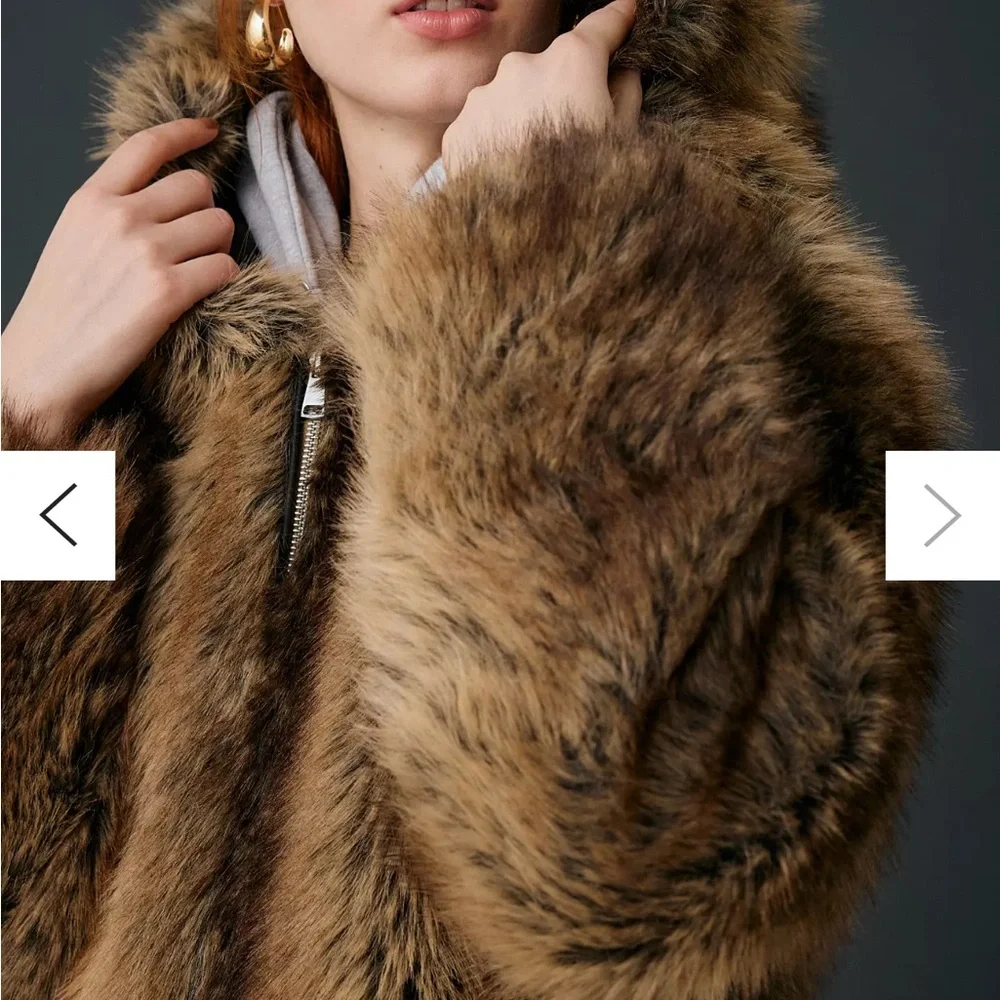 UO Sloanne Faux Fur Zip-Up Hooded Jacket - Picture 9 of 10